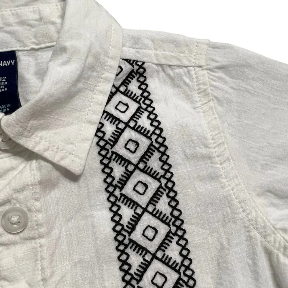 Old Navy 6-12m Embroidered Button Down Shirt